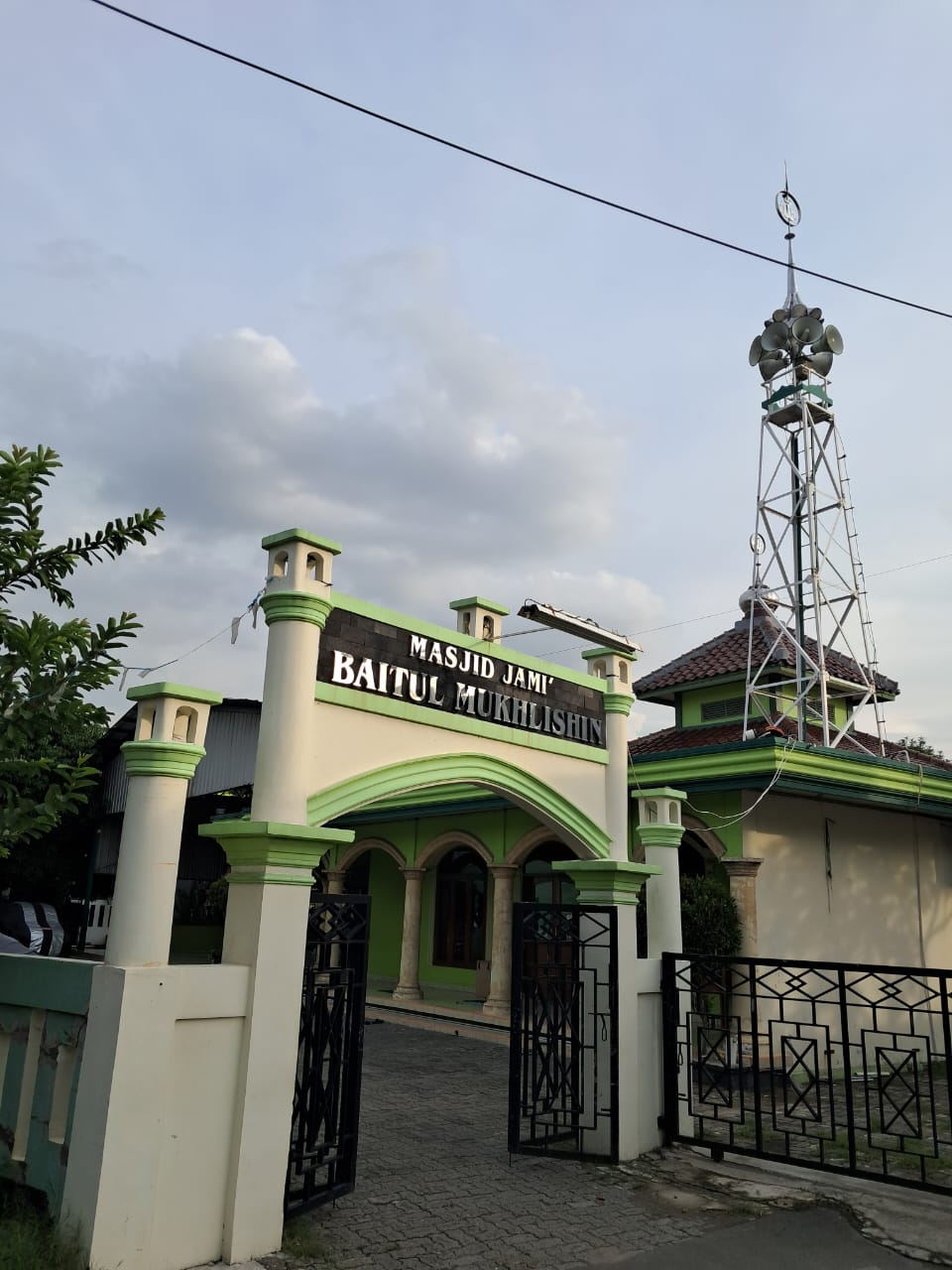 Profil Masjid Baitul Mukhlishin